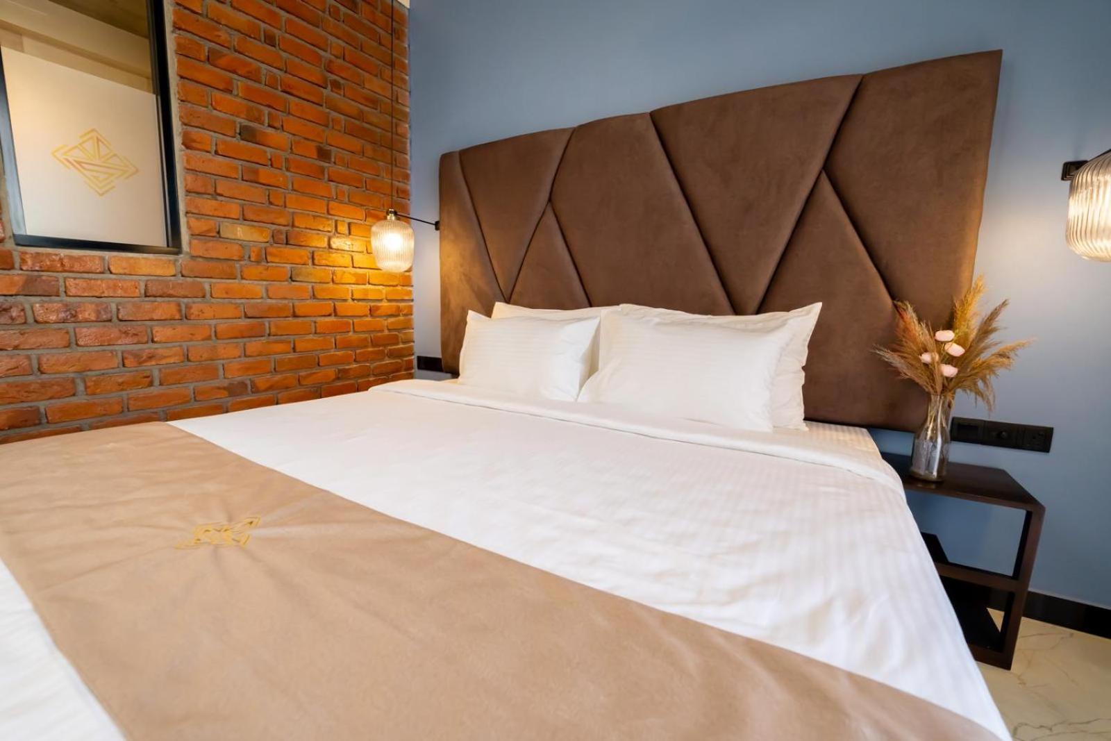 Limeshine - Airport Transit Hotels & Residences Катунаяка Экстерьер фото