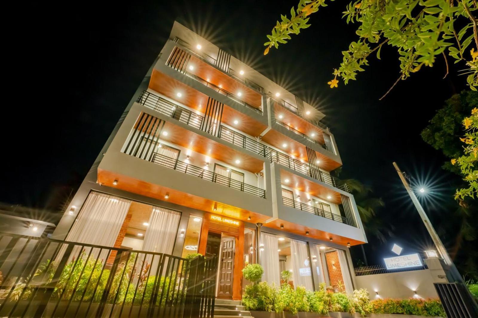Limeshine - Airport Transit Hotels & Residences Катунаяка Экстерьер фото