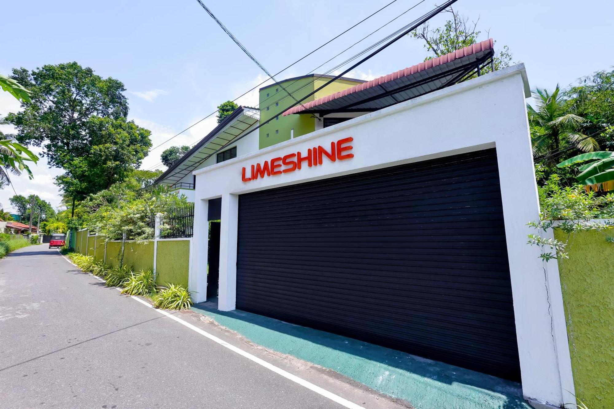 Limeshine - Airport Transit Hotels & Residences Катунаяка Экстерьер фото